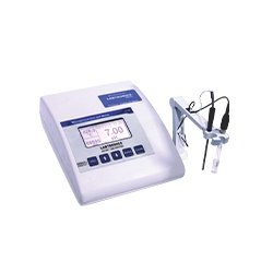 Microprocessor Based pH Meter